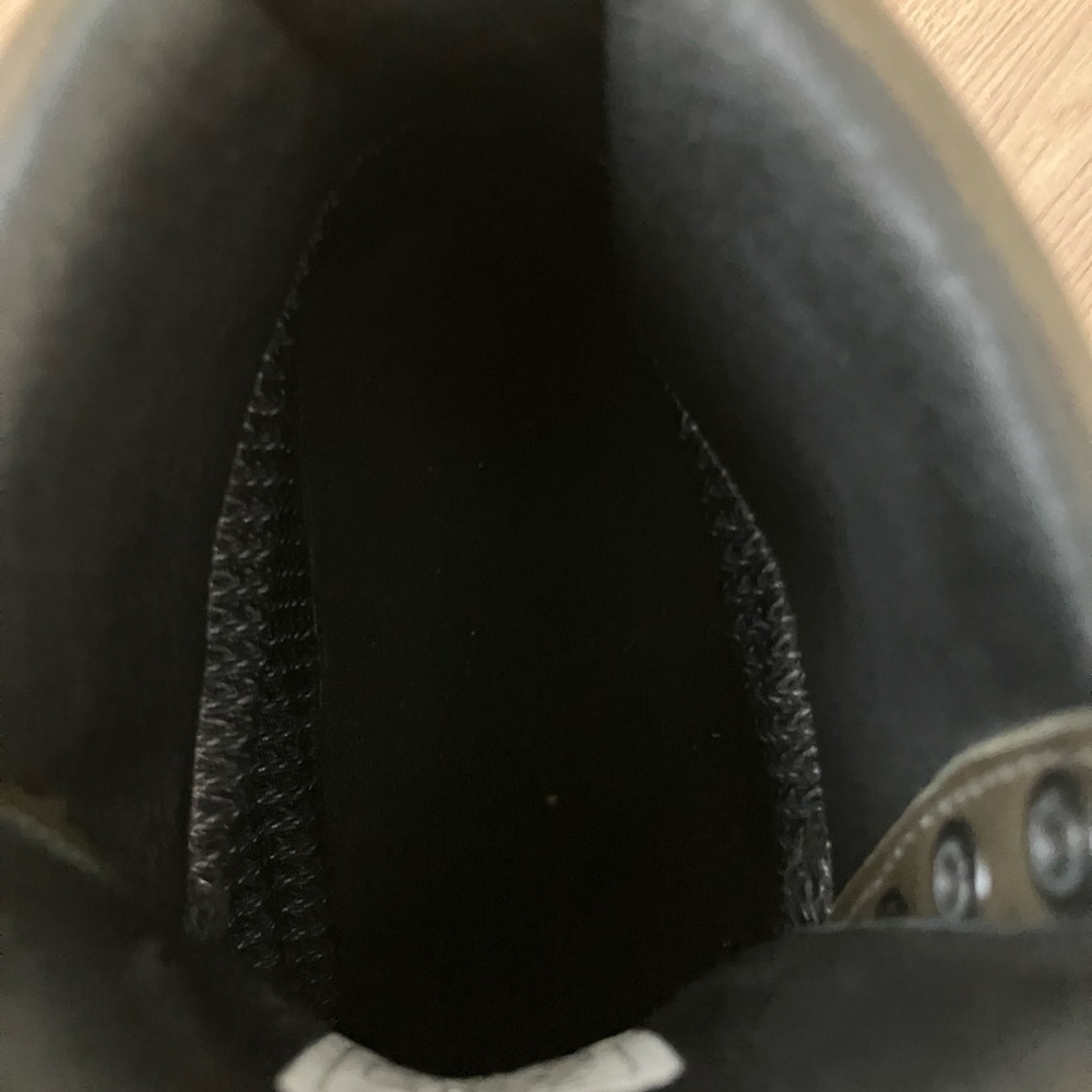 Danner Women’s Olive Leather Boots - Picture 8 of 12
